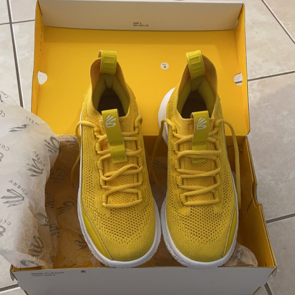 Curry 8 basketball shoes size 8.5 men